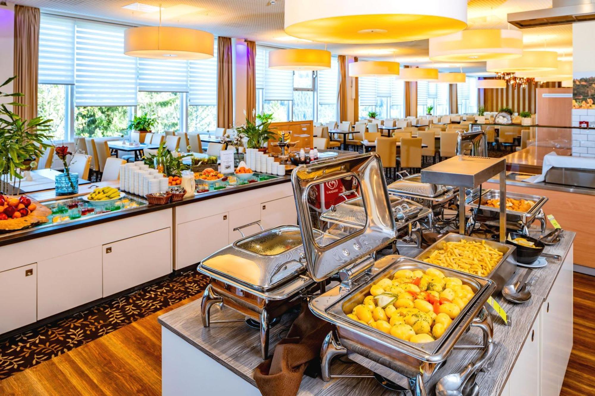 Ahorn Hotel Am Fichtelberg 오베르비젠탈 외부 사진