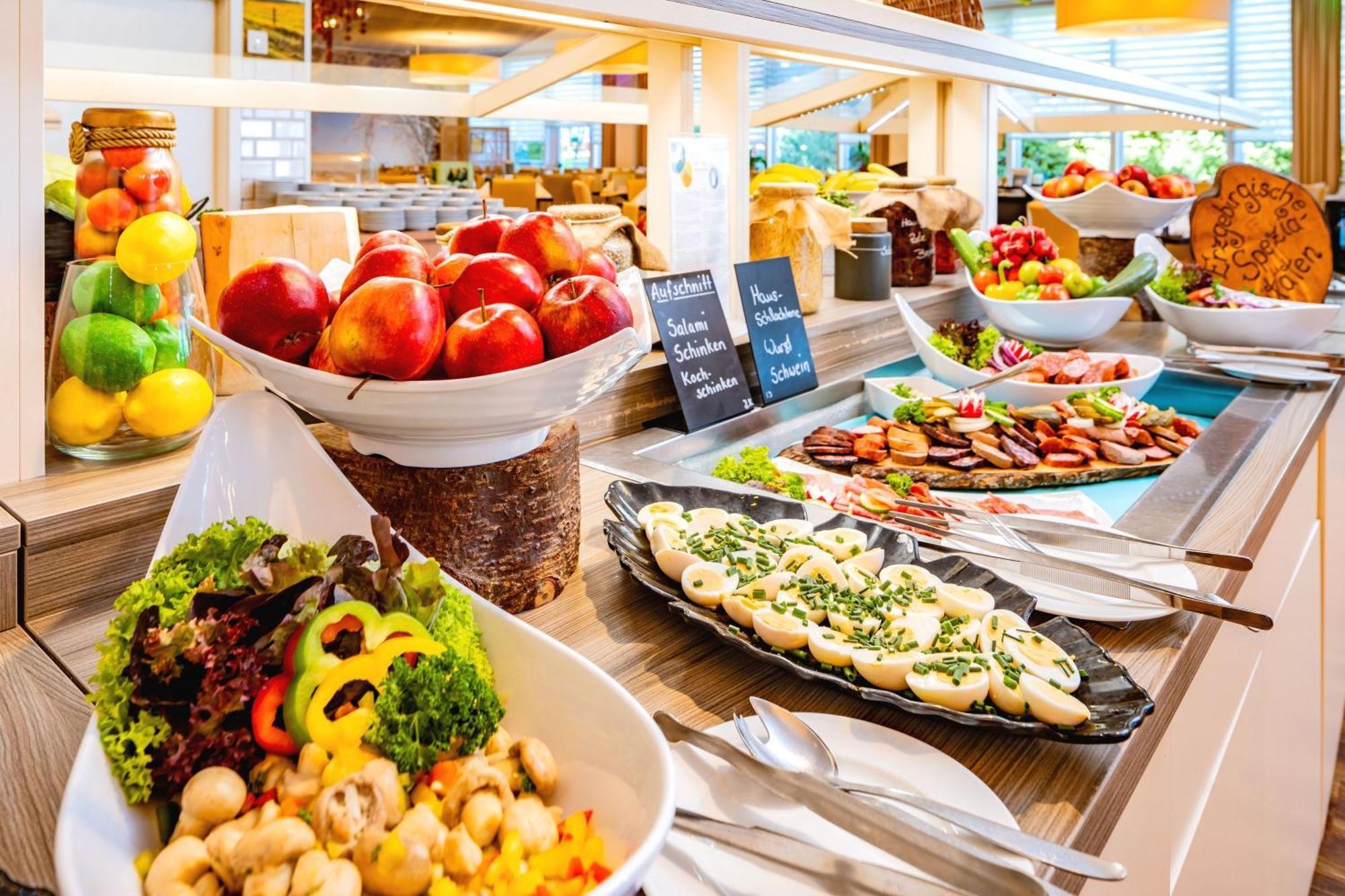 Ahorn Hotel Am Fichtelberg 오베르비젠탈 외부 사진